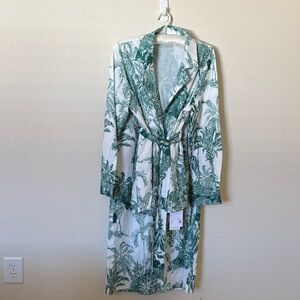 Green and White Palm Print Robe